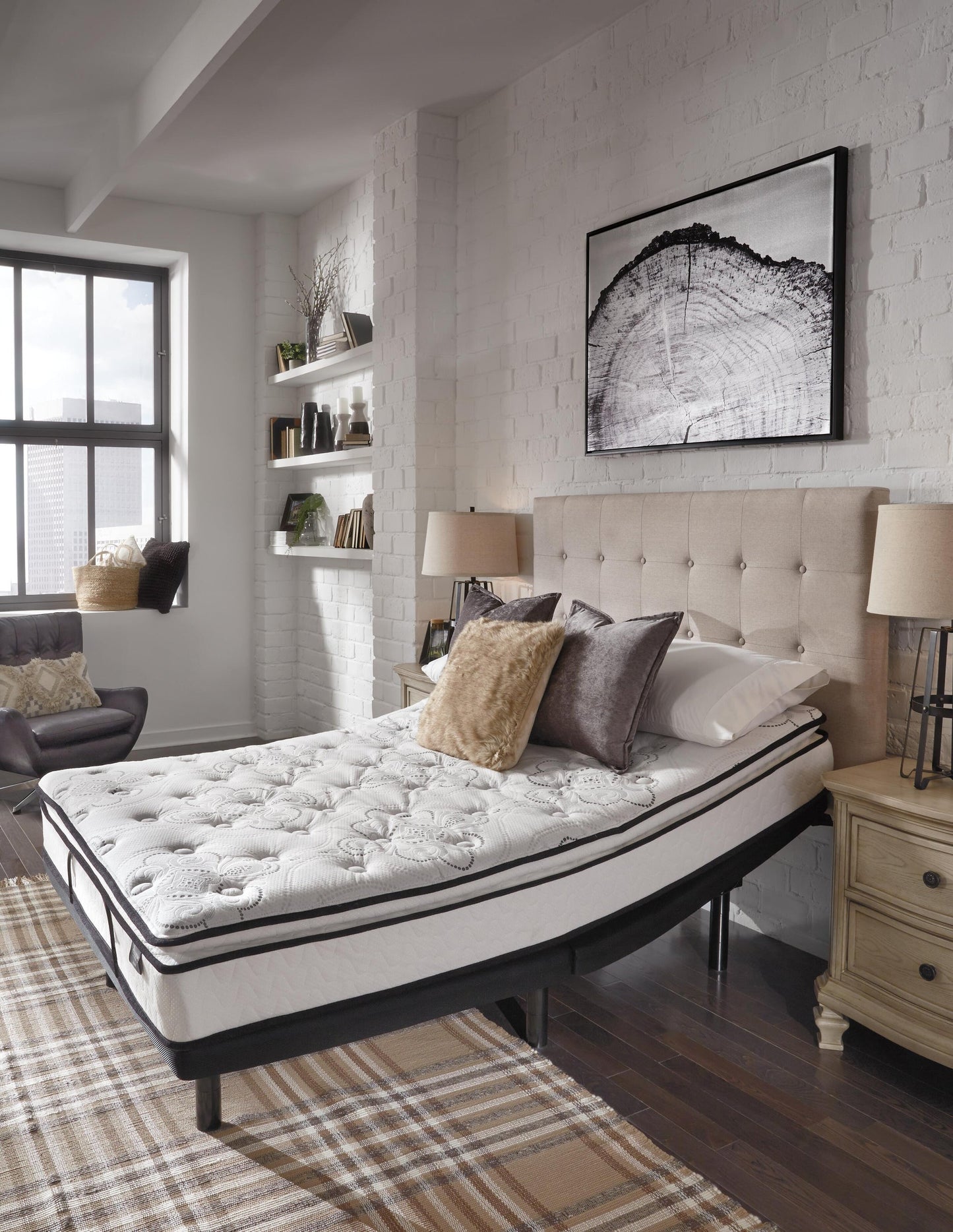 Base ajustable para cama California King, modelo Head-Poot.