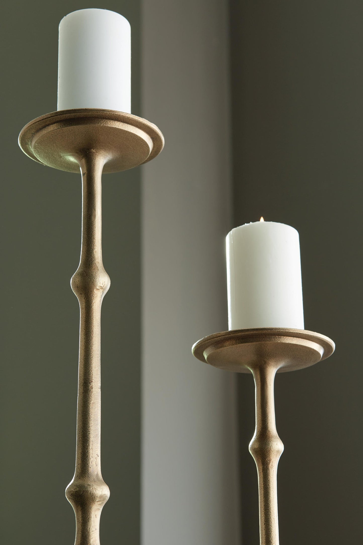 Juego de candelabros Larwick (2/CN)
