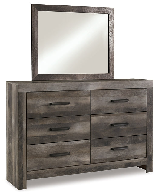 Wynnlow King Panel Bed with Mirrored Dresser, Chest and Nightstand